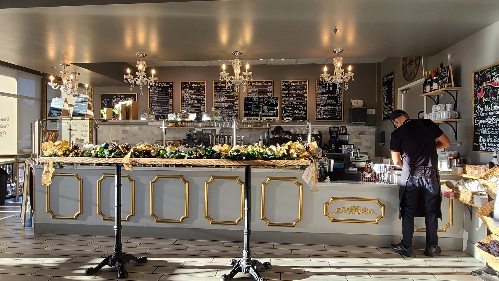 Le Cafe du Vegas: A Story of Resilience, Growth, and Community Impact